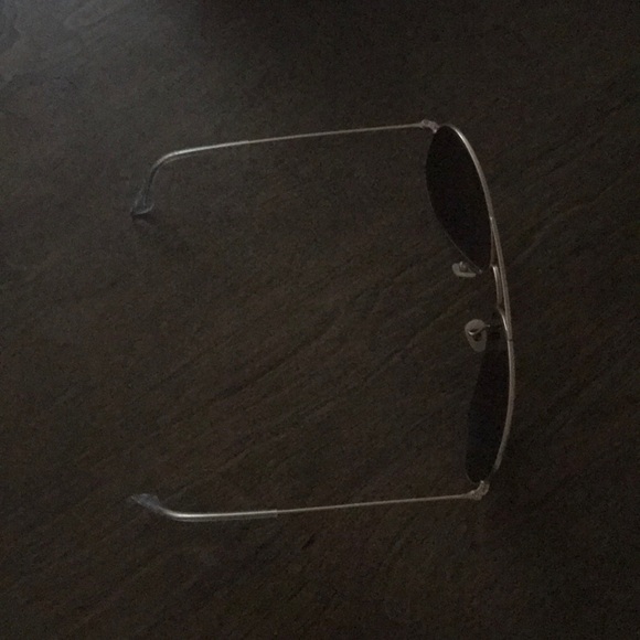 Ray Ban Aviators in hot pink - Picture 2 of 3